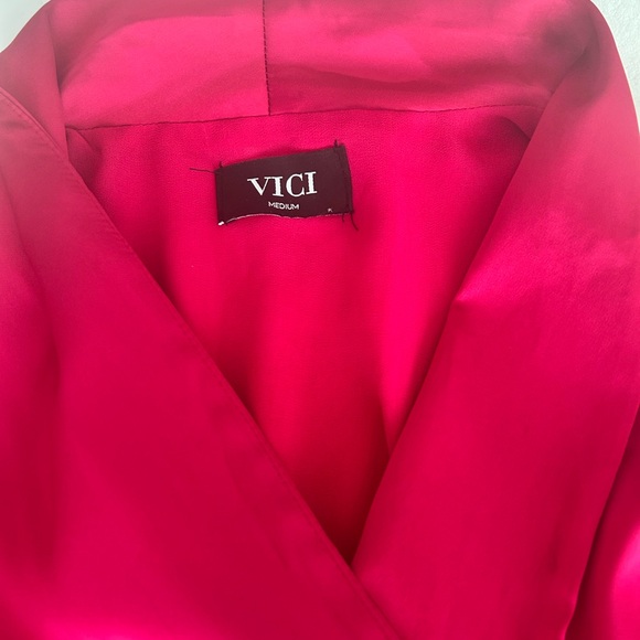Vici Fuchsia Silk/satin dress - Picture 5 of 9